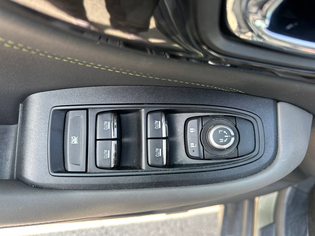Used 2025 Subaru Outback Onyx Edition AWD/4WD image 10