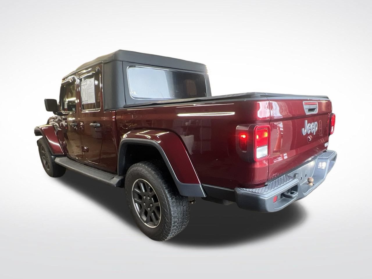 Used 2021 Jeep Gladiator Overland AWD/4WD image 3