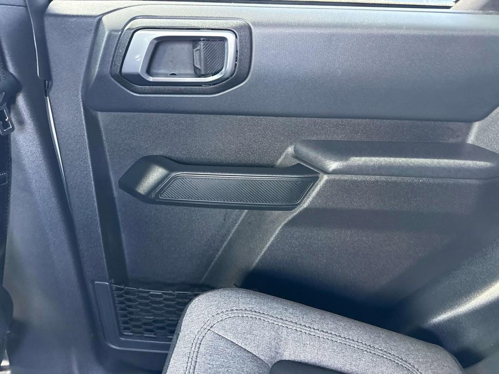 Used 2025 Ford Bronco Big Bend image 13
