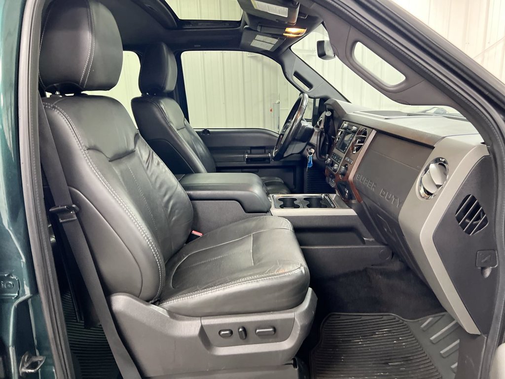 Used 2011 Ford F250 Lariat w/ Lariat Ultimate Pkg AWD/4WD image 23