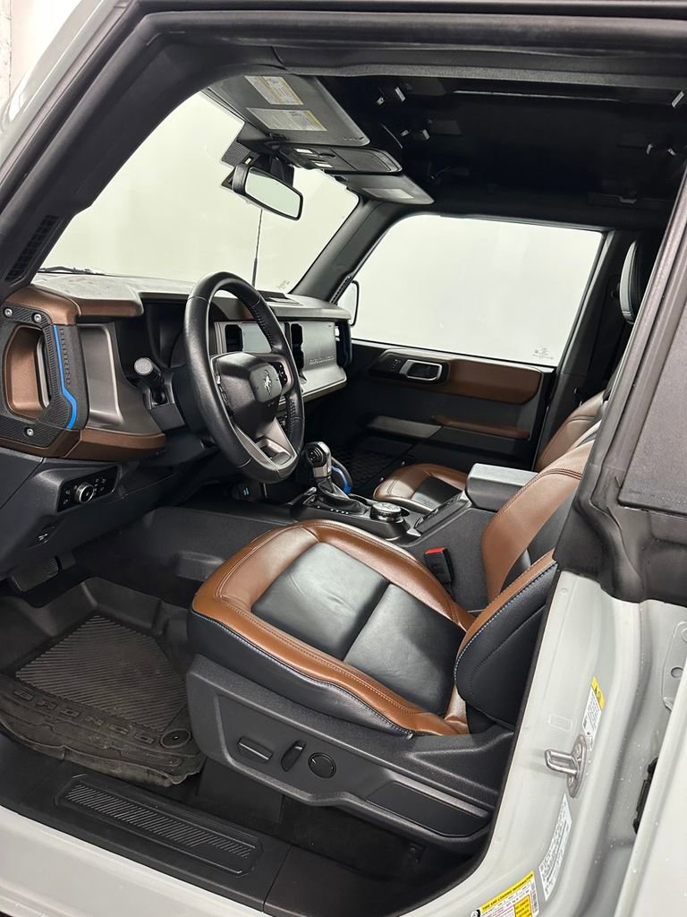 Used 2023 Ford Bronco Outer Banks image 10