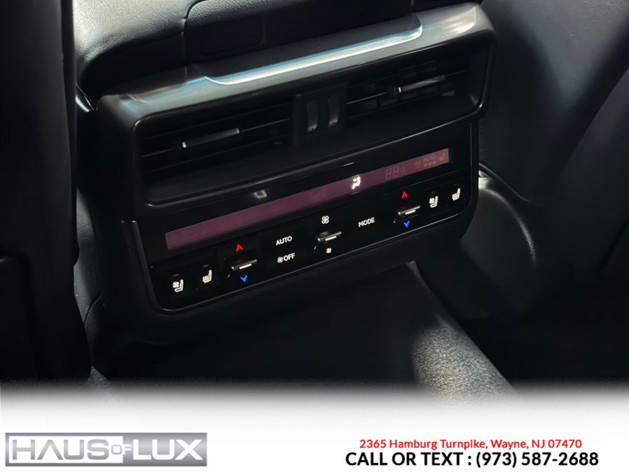 Used 2023 Lexus LX 600 F Sport w/ Accessory Package (Z1) AWD/4WD image 26