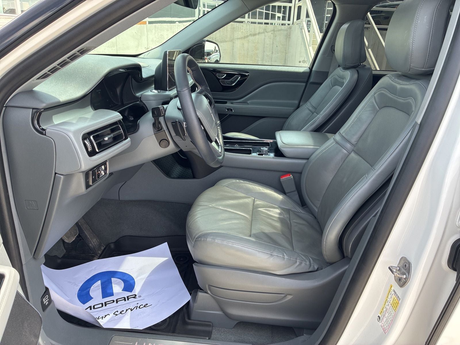 Used 2020 Lincoln Aviator Reserve w/ Equipment Group 201A AWD/4WD image 16