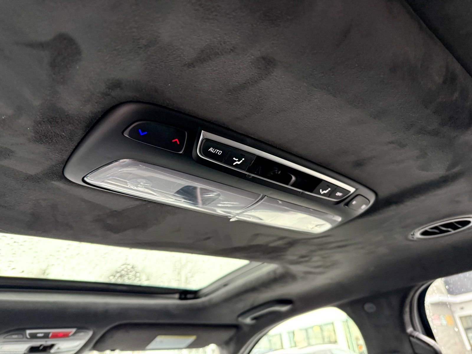 Used 2025 Kia Telluride SX Prestige X-Line image 38