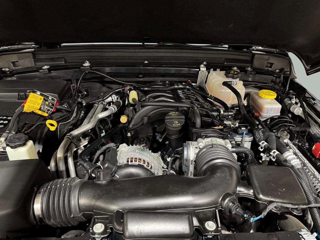 Used 2022 Jeep Wrangler Unlimited Sport image 25