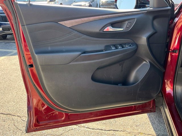 Used 2025 Buick Envista Sport Touring w/ Convenience I Package FWD image 18