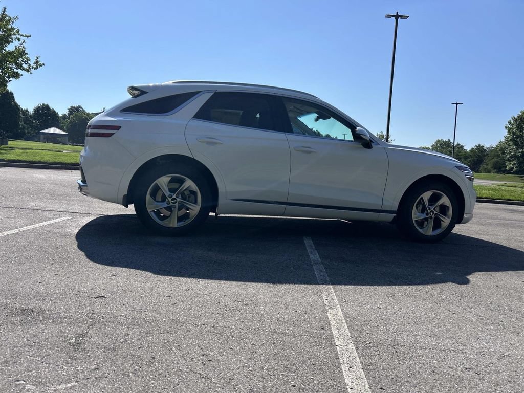 New 2026 Genesis GV70 2.5T Select AWD/4WD image 8