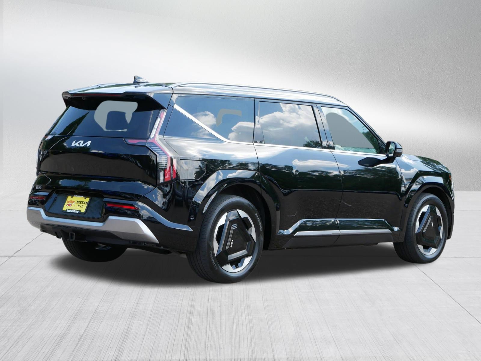 Certified 2024 Kia EV9 Land AWD/4WD image 7