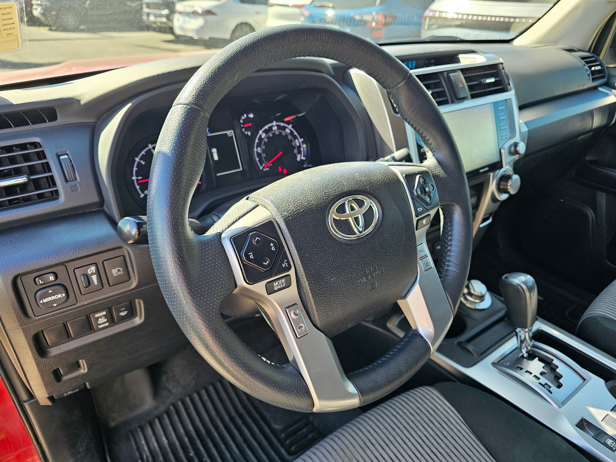 Used 2022 Toyota 4Runner SR5 AWD/4WD image 24