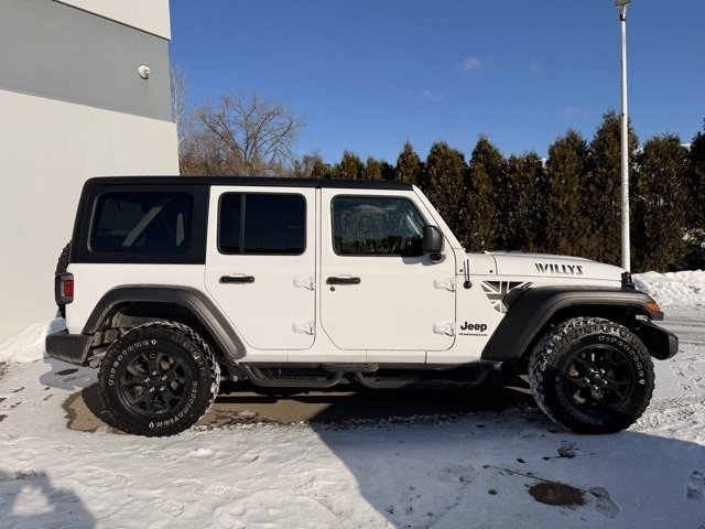 Used 2023 Jeep Wrangler Willys image 2