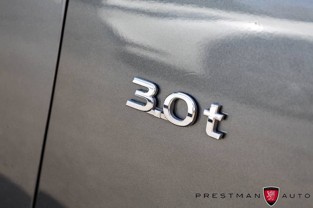 Used 2019 INFINITI Q50 Luxe w/ Essential Package (3.0T Luxe) AWD/4WD image 11