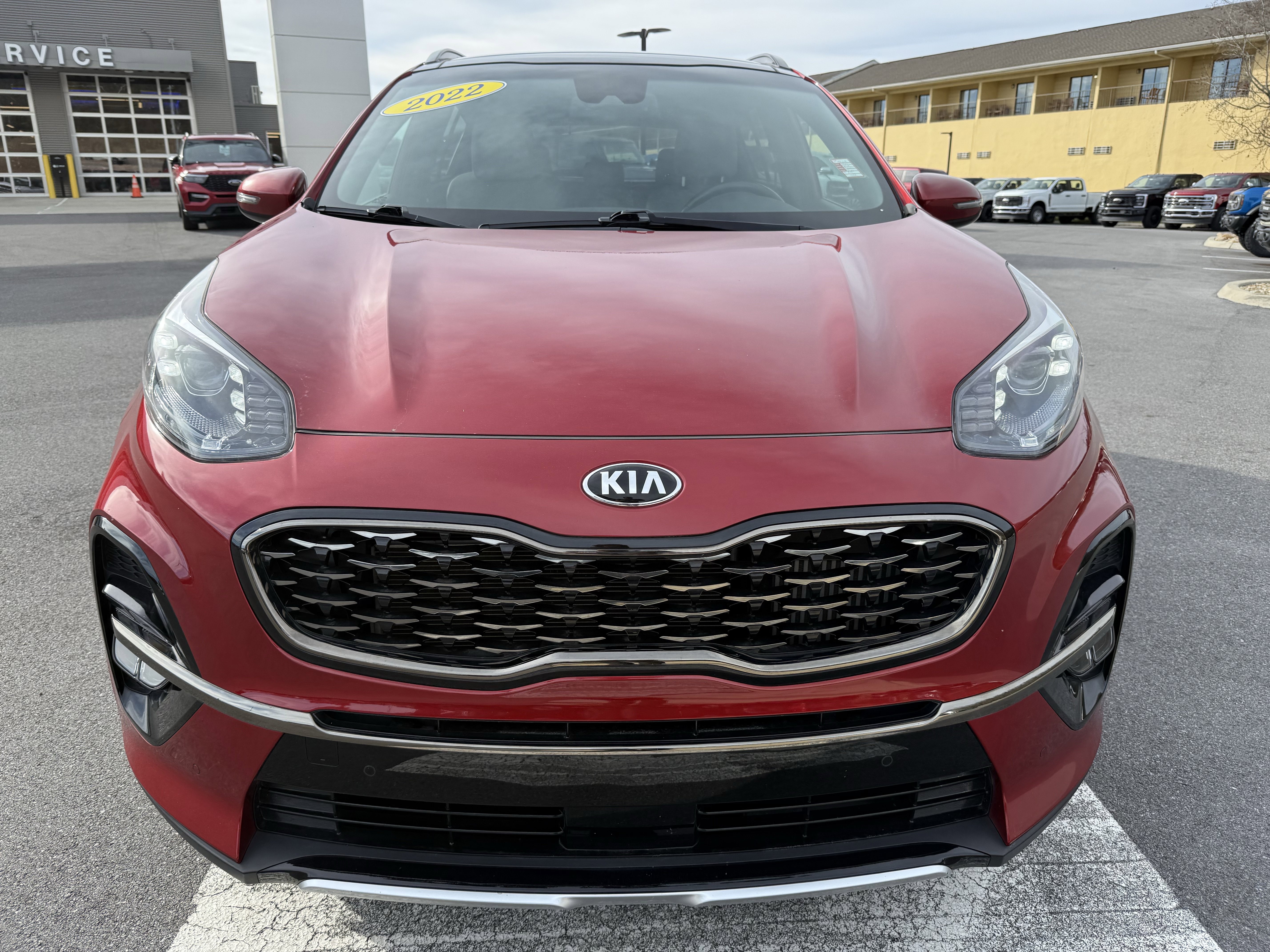 Used 2022 Kia Sportage SX image 2