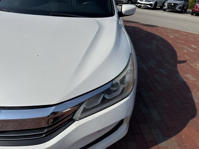 Used 2017 Honda Accord Sport Special Edition image 23