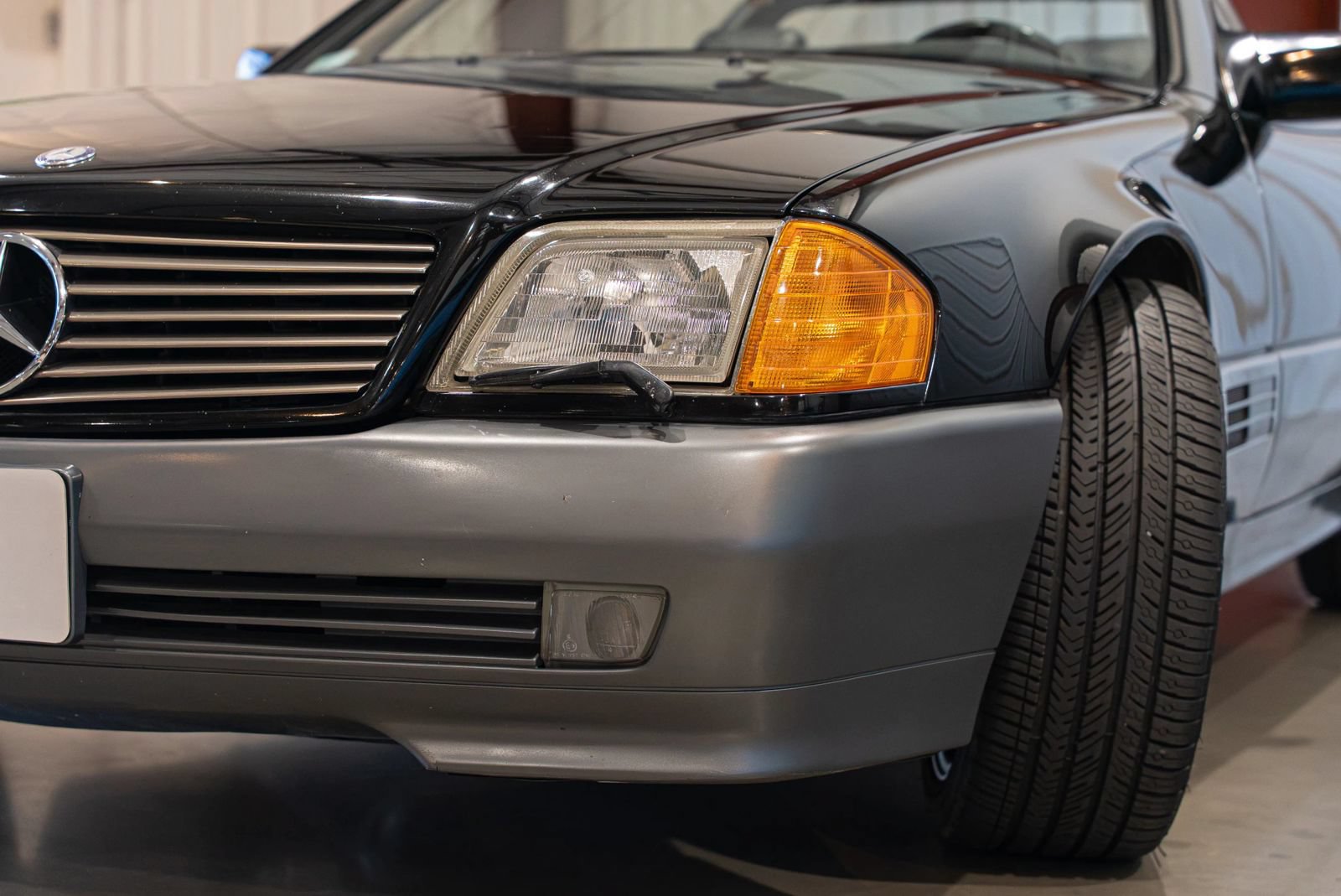 Used 1992 Mercedes-Benz 500 SL image 4