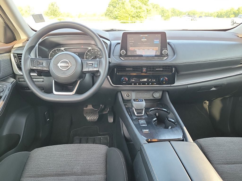 Used 2022 Nissan Rogue SV FWD image 10