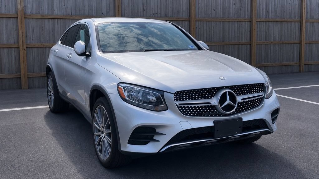 Used 2017 Mercedes-Benz GLC 300 4MATIC Coupe image 1
