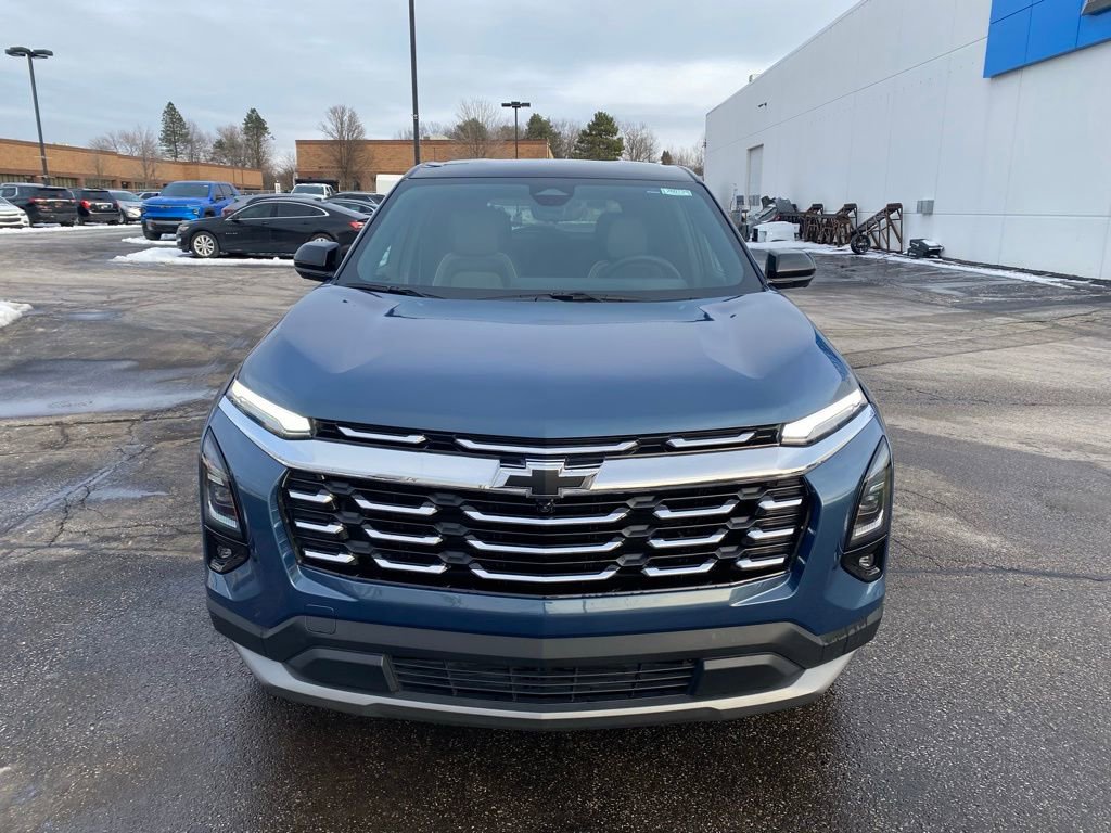 New 2026 Chevrolet Equinox LT w/ Convenience Package II image 2