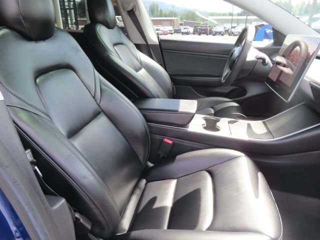 Used 2019 Tesla Model 3 Standard Range Plus RWD image 28