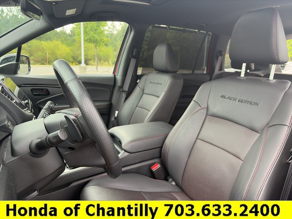 Certified 2024 Honda Passport Black Edition image 17