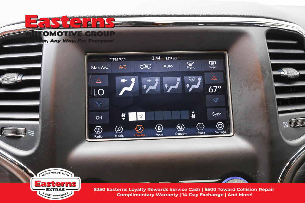 Used 2021 Jeep Grand Cherokee Laredo AWD/4WD image 20