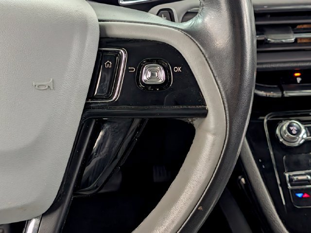Used 2021 Lincoln Corsair FWD image 23