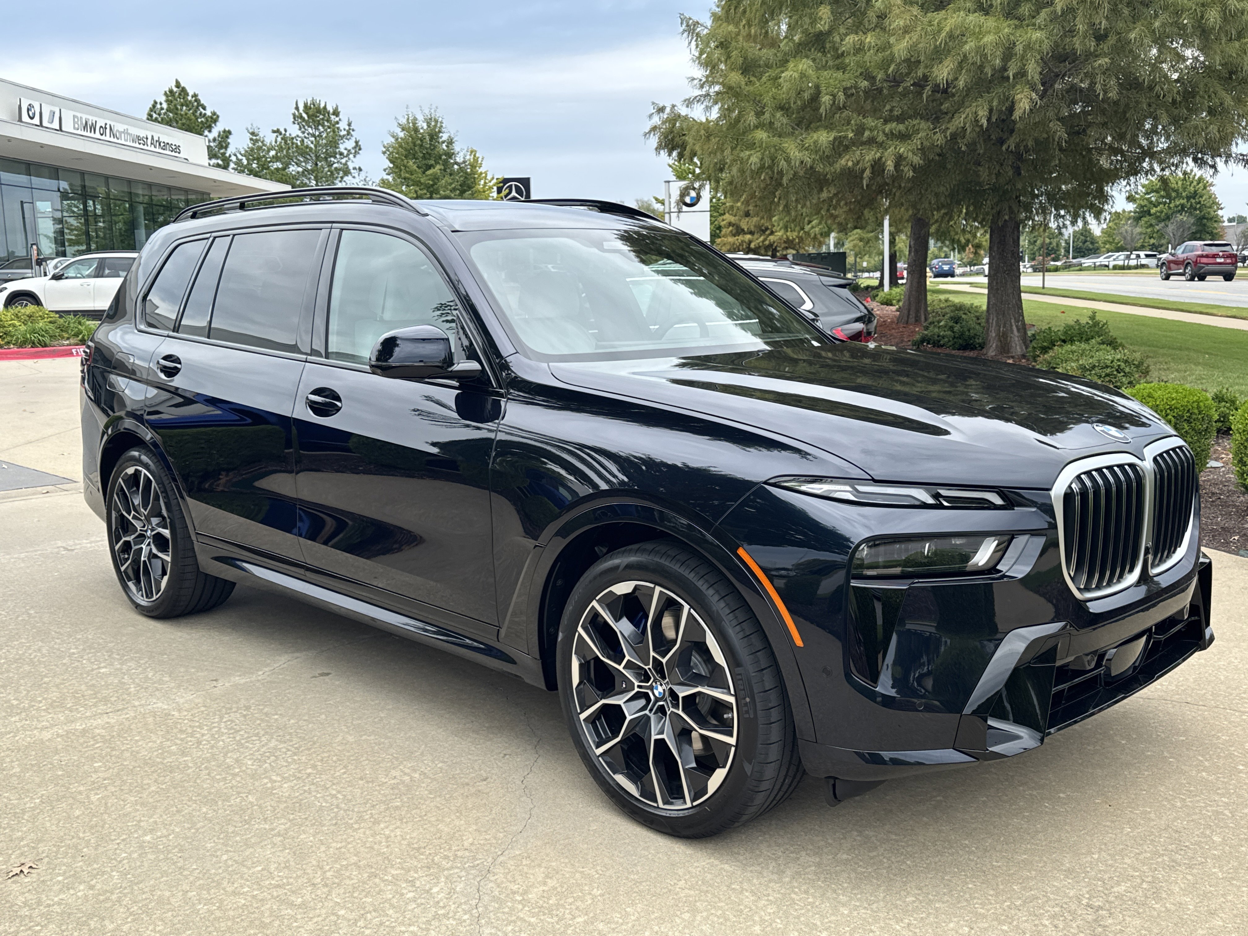 New 2026 BMW X7 xDrive40i w/ M Sport Package image 6