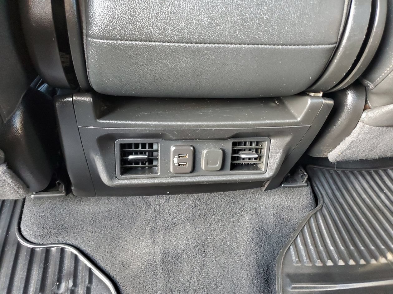 Used 2021 Chevrolet Silverado 1500 LT w/ Convenience Package II AWD/4WD image 17