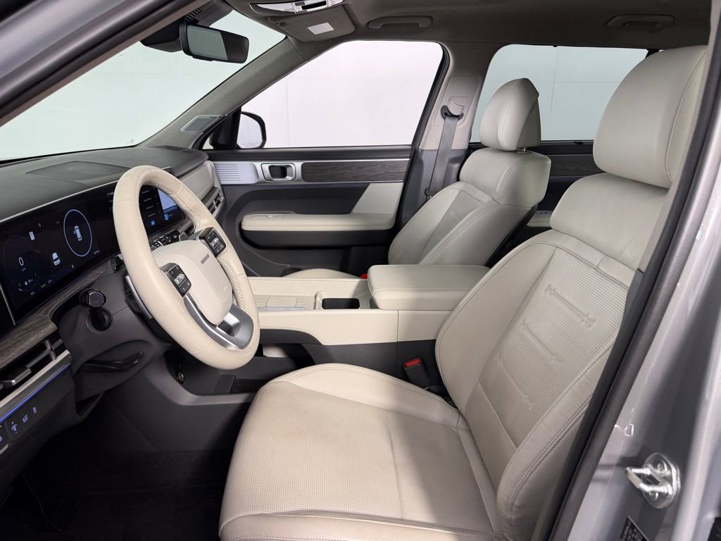 Used 2024 Hyundai Santa Fe Limited image 23