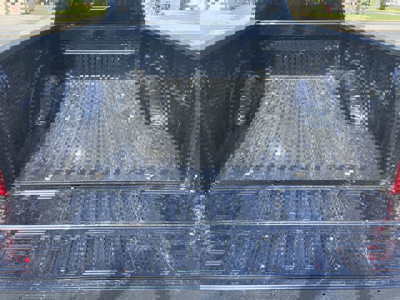 Used 2024 Ford F250 Lariat image 39