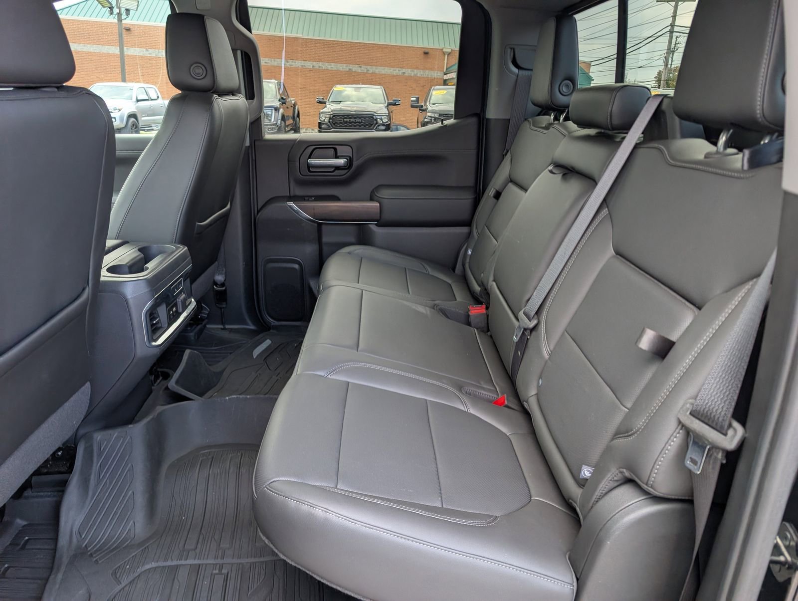 Used 2020 GMC Sierra 1500 SLT w/ SLT Premium Plus Package image 16