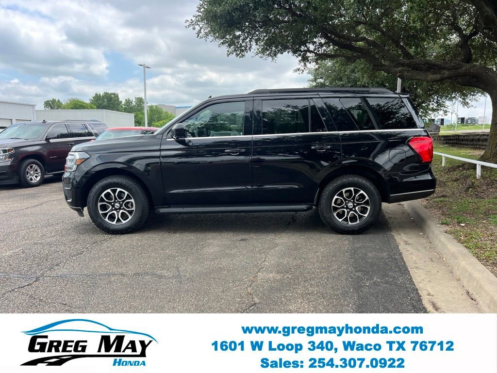 Used 2023 Ford Expedition XLT RWD image 5