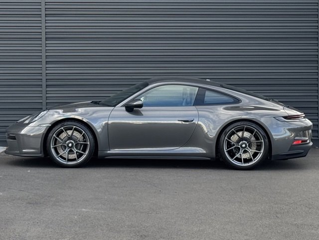 Used 2023 Porsche 911 GT3 image 2