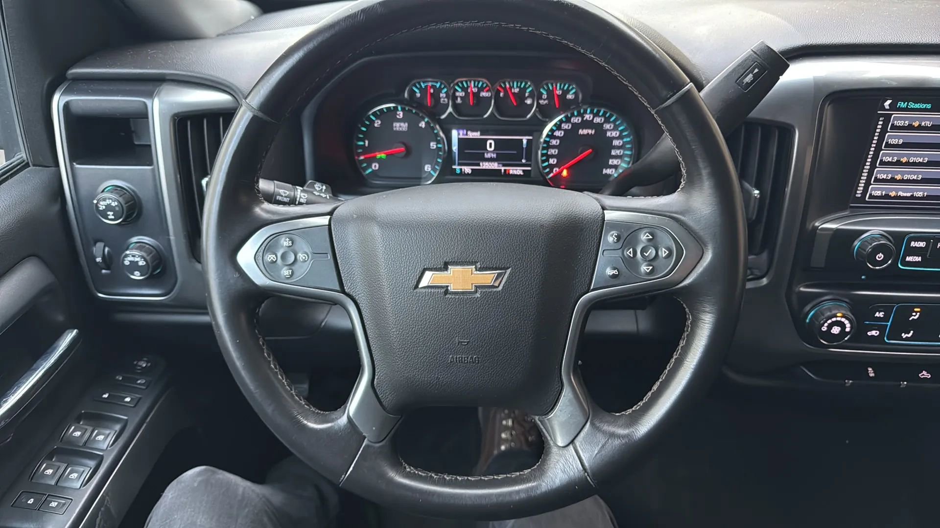 Used 2018 Chevrolet Silverado 1500 LT image 10