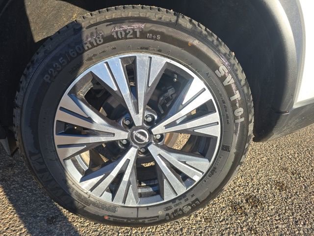 Used 2022 Nissan Rogue SV image 9