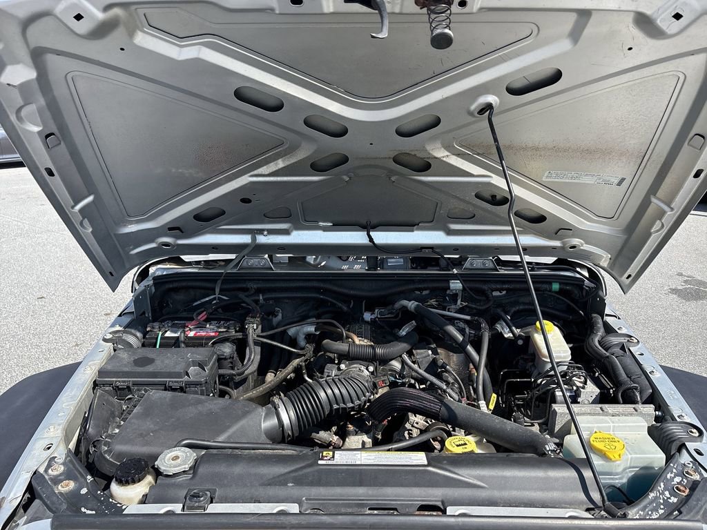 Used 2009 Jeep Wrangler X image 26