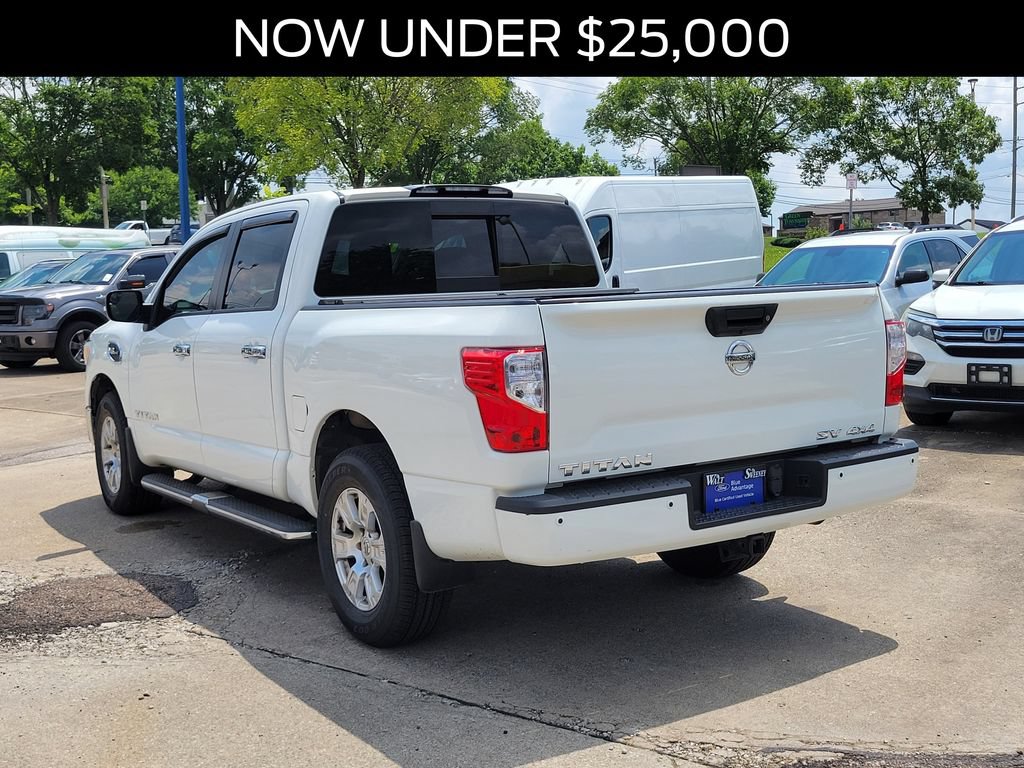 Used 2017 Nissan Titan SV AWD/4WD image 3