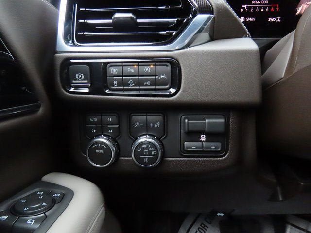 New 2026 GMC Yukon XL Elevation w/ Elevation Premium Package AWD/4WD image 37