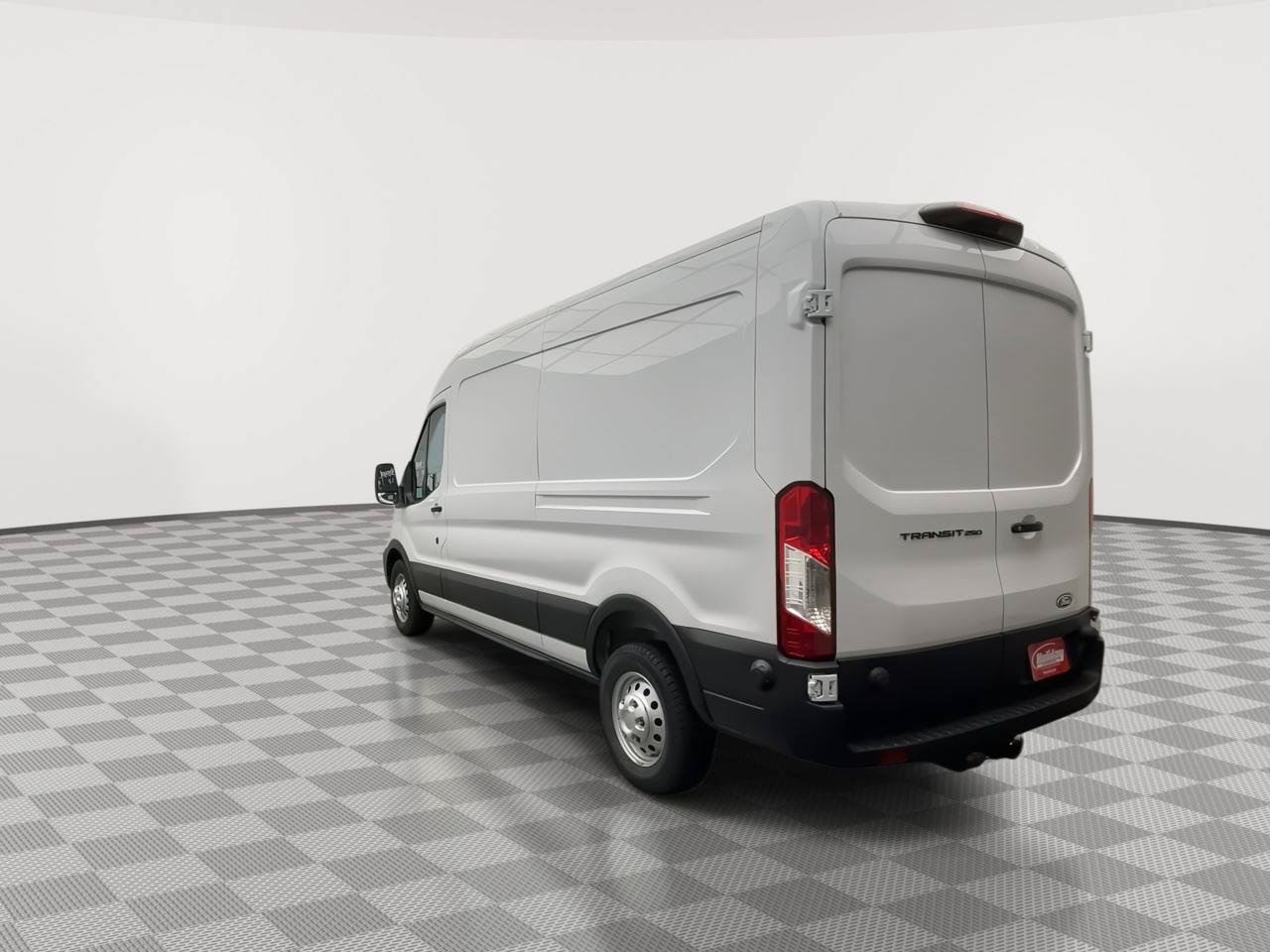 New 2026 Ford Transit 250 148 Medium Roof RWD image 32