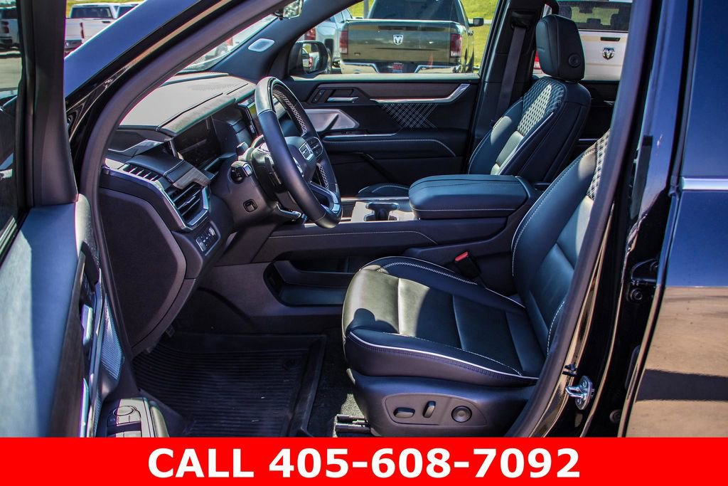 Used 2024 GMC Acadia Denali w/ Super Cruise Package image 24