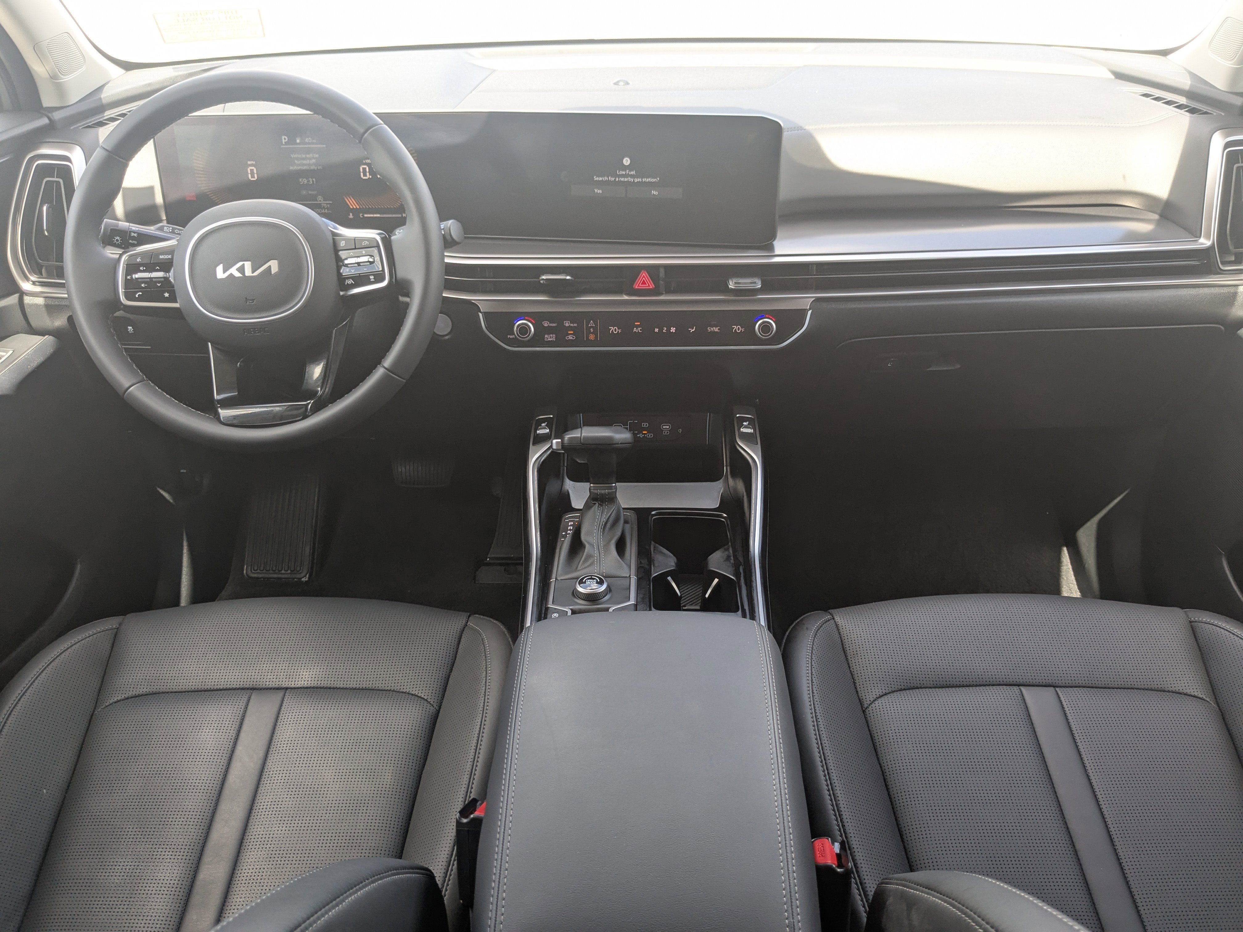 Certified 2024 Kia Sorento S w/ Panoramic Sunroof Package image 19