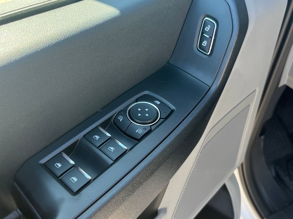 New 2026 Ford F250 XL w/ XL Chrome Package image 16