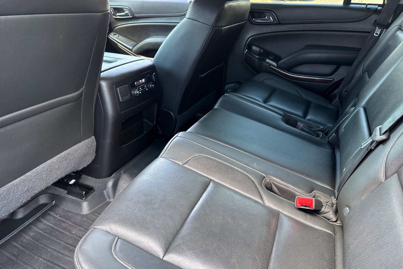 Used 2019 GMC Yukon SLT image 15