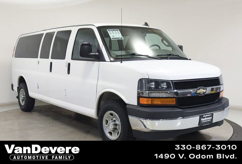 Used 2017 Chevrolet Express 3500 LT w/ LT Preferred Equipment Group image 1