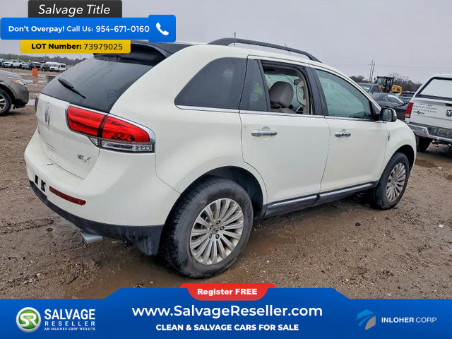 Used 2012 Lincoln MKX FWD image 4