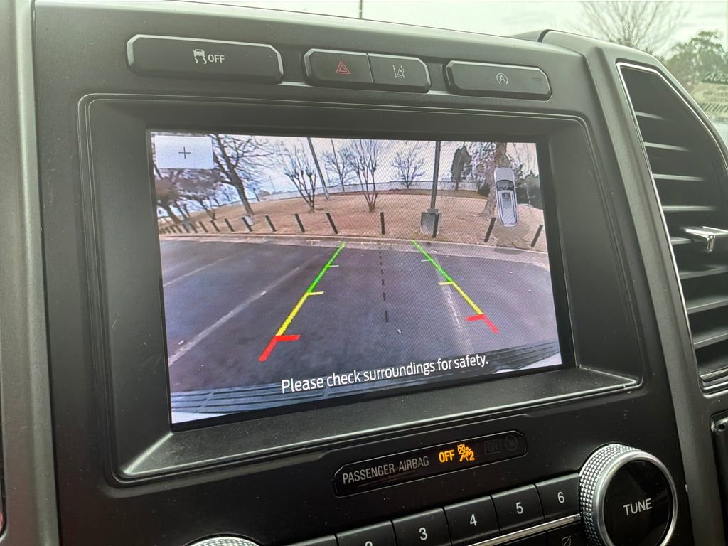 Used 2021 Ford Expedition XLT image 20