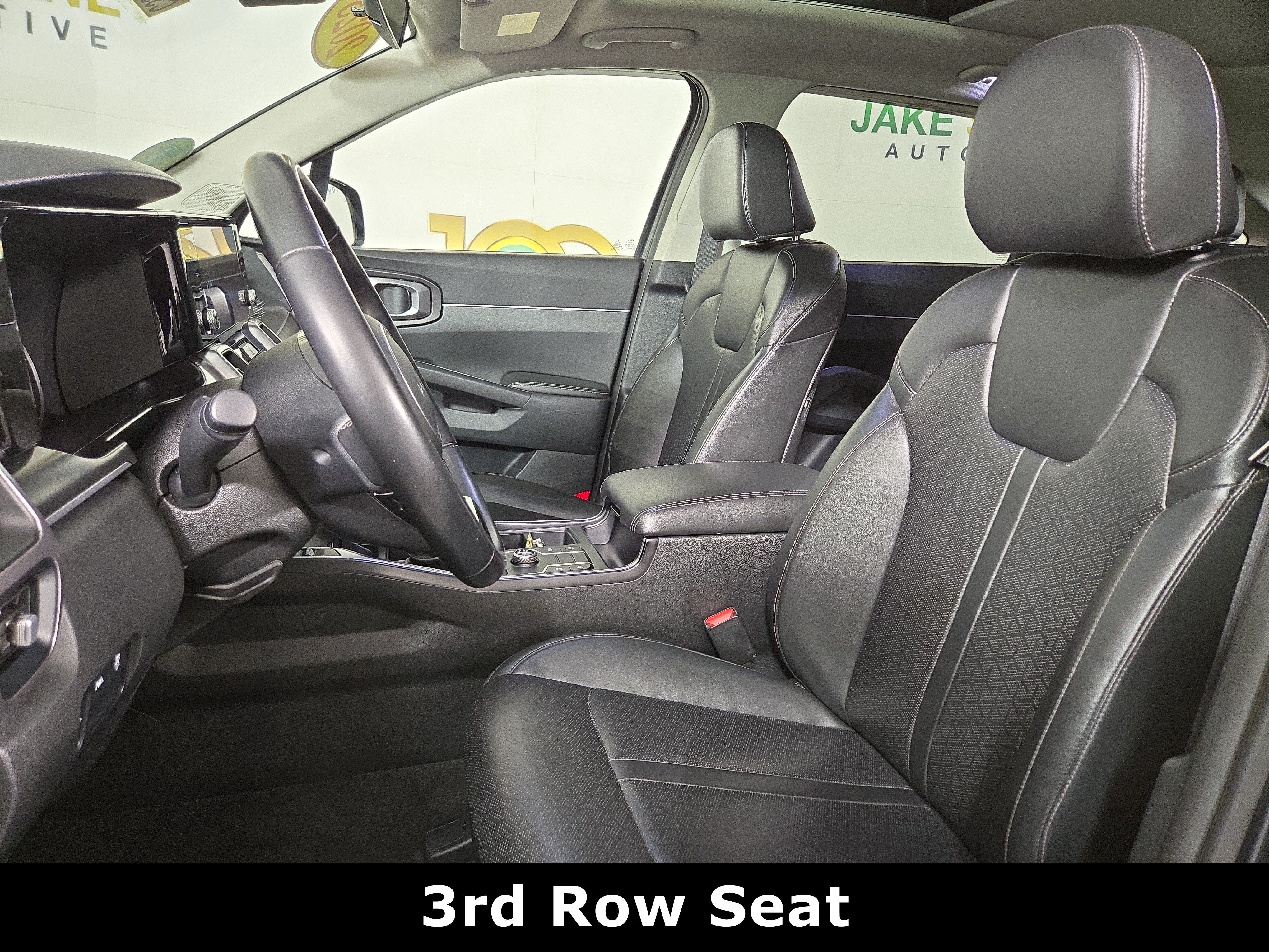 Used 2023 Kia Sorento S w/ Panoramic Sunroof Package FWD image 12