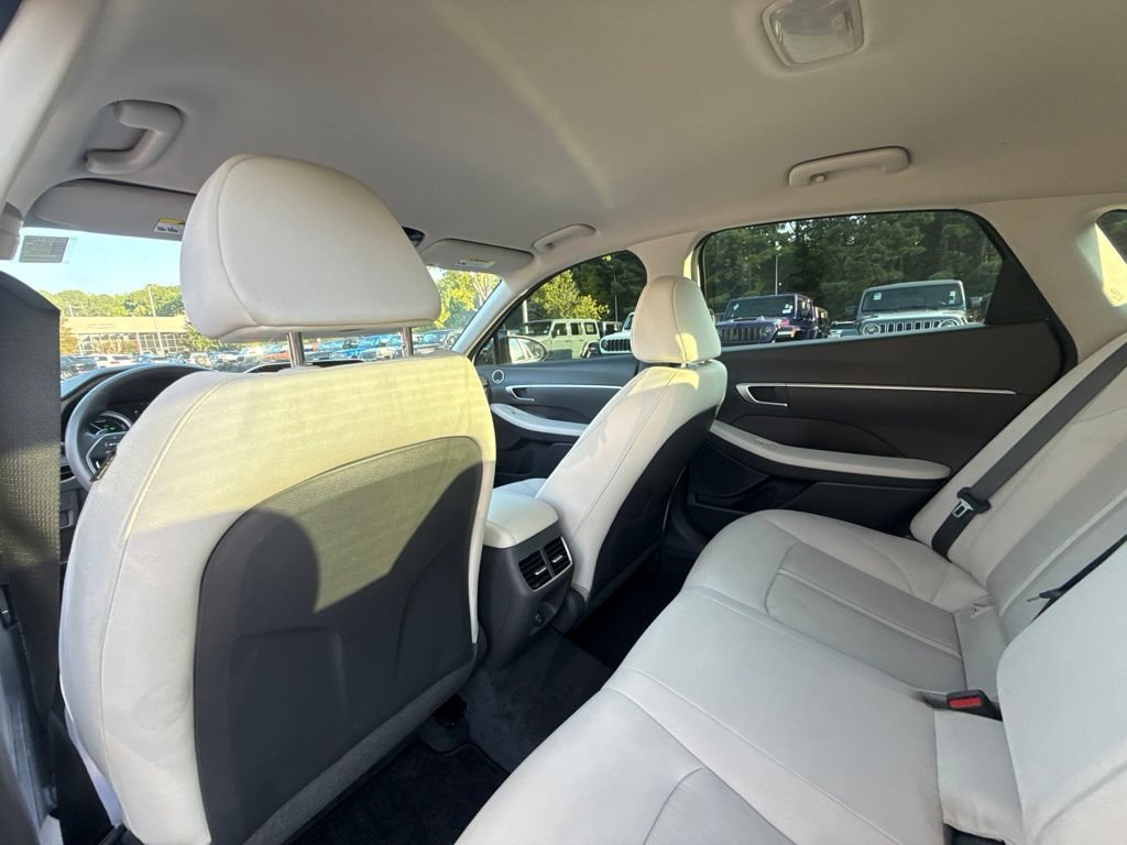 Used 2021 Hyundai Sonata SEL FWD image 15