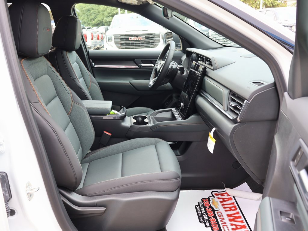 New 2026 GMC Terrain AT4 w/ Technology Package II image 33