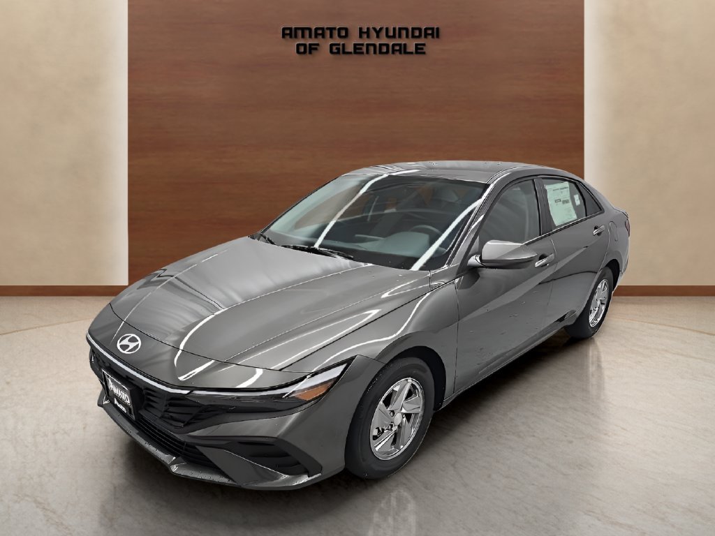 New 2026 Hyundai Elantra SE
