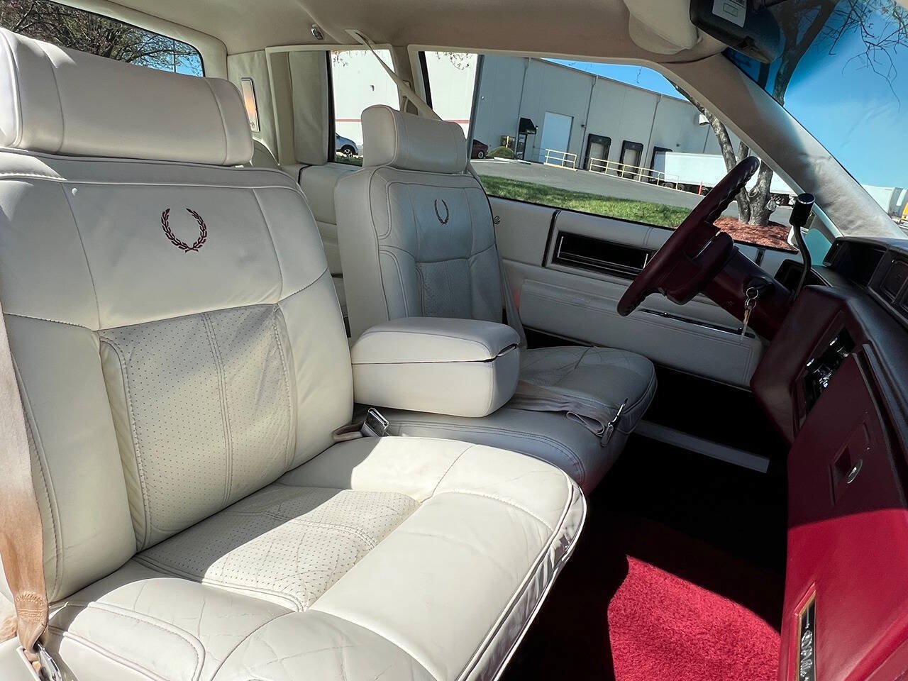 Used 1991 Cadillac De Ville Coupe FWD image 15